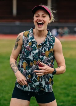 Women Oiselle Benjamina Button Sleeveless