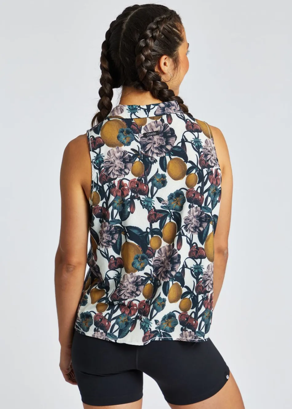 Women Oiselle Benjamina Button Sleeveless