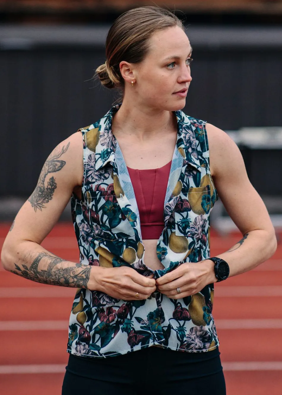 Women Oiselle Benjamina Button Sleeveless