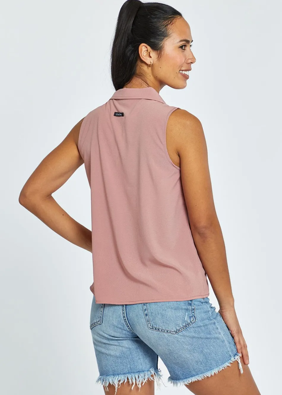 Women Oiselle Benjamina Button Sleeveless