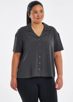 Women Oiselle Big Benjamina Short Sleeve