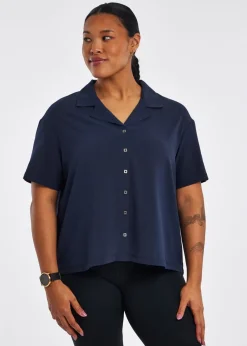 Women Oiselle Big Benjamina Short Sleeve
