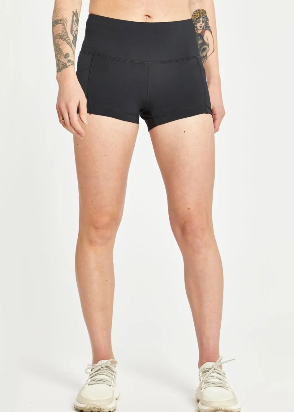Women Oiselle Dart Shorts Mini