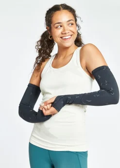 Women Oiselle Firecracker Reflective Armwarmers