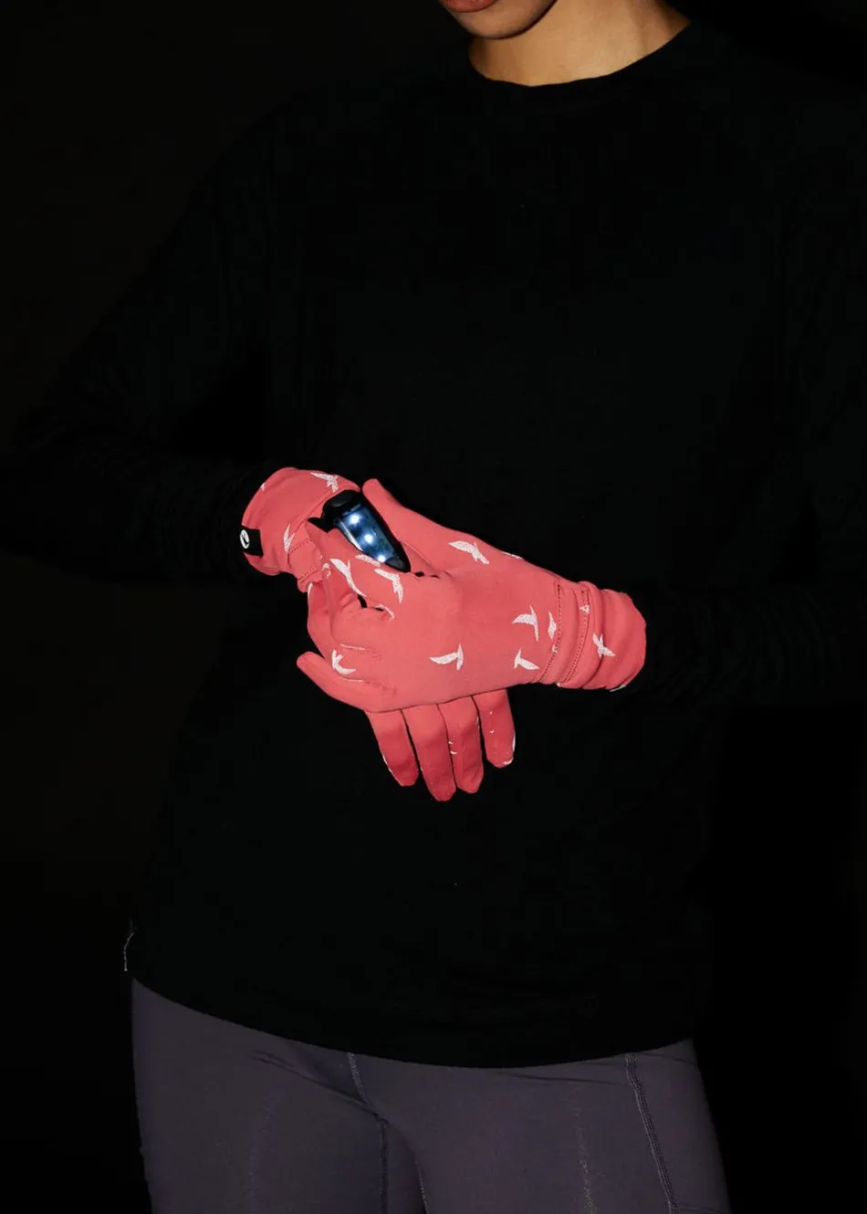 Women Oiselle Firecracker Reflective Gloves