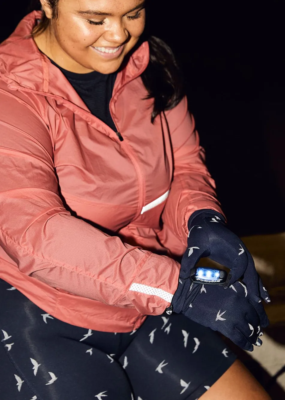 Women Oiselle Firecracker Reflective Gloves