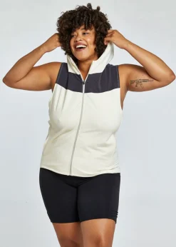 Women Oiselle Kara Full Zip Vest