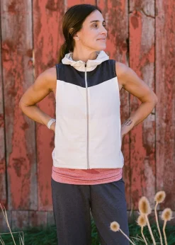 Women Oiselle Kara Full Zip Vest