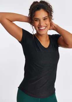 Women Oiselle Light Lux V-Neck Tee