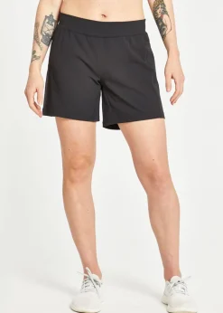 Women Oiselle Long Track Fan Shorts