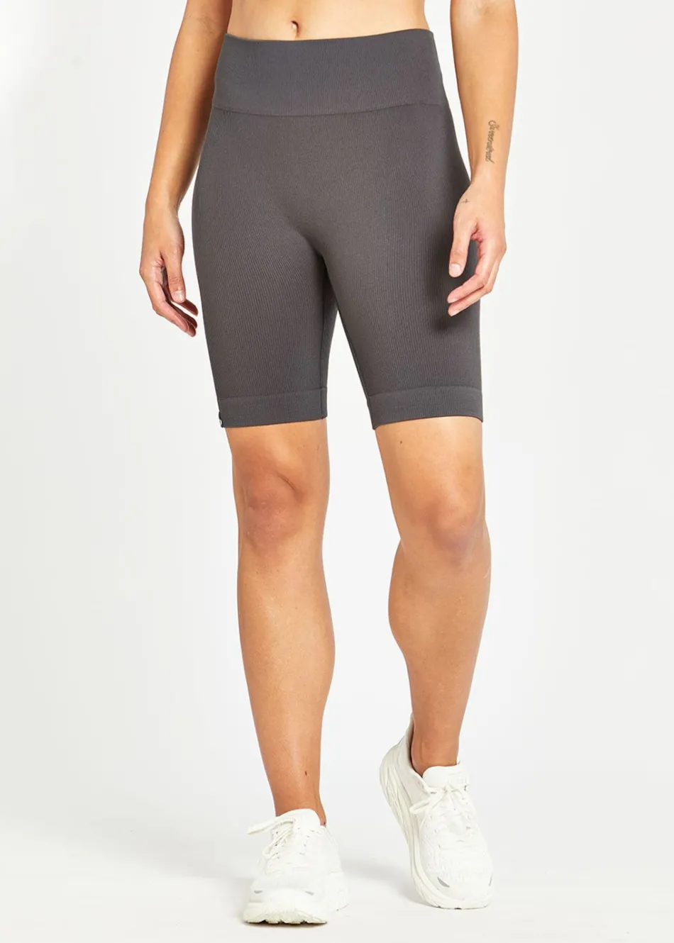 Women Oiselle Longer Ribbed Flyte Shorts