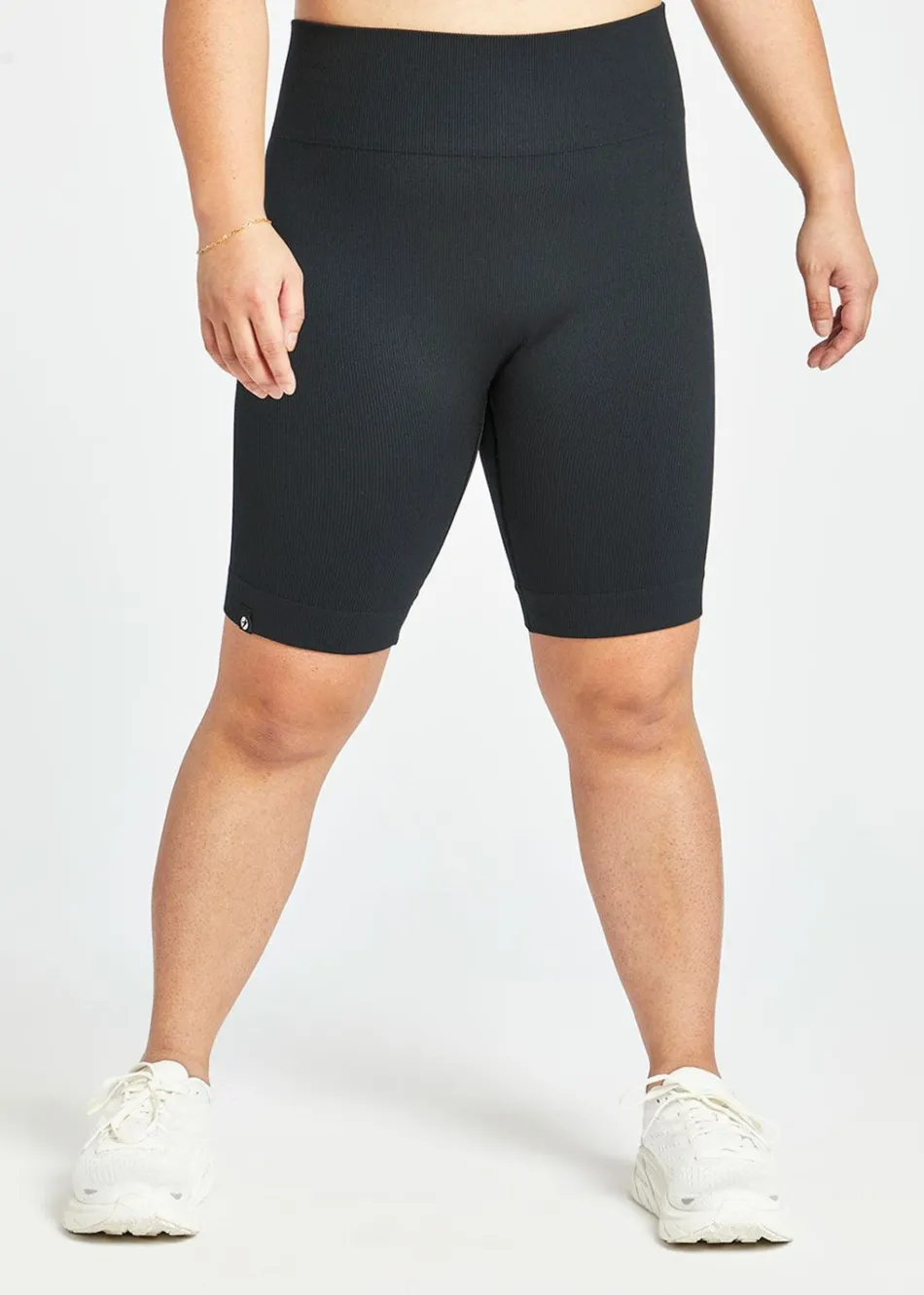 Women Oiselle Longer Ribbed Flyte Shorts