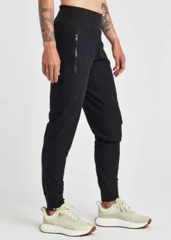 Women Oiselle Lux V Formation Track Pants