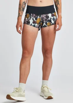 Women Oiselle Mac Roga Shorts