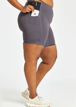 Women Oiselle Mid Length Pocket Jogger Shorts