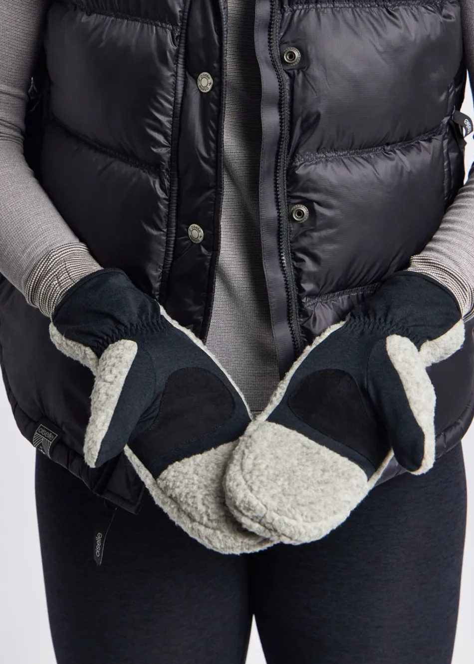 Women Oiselle Pnw Mittens